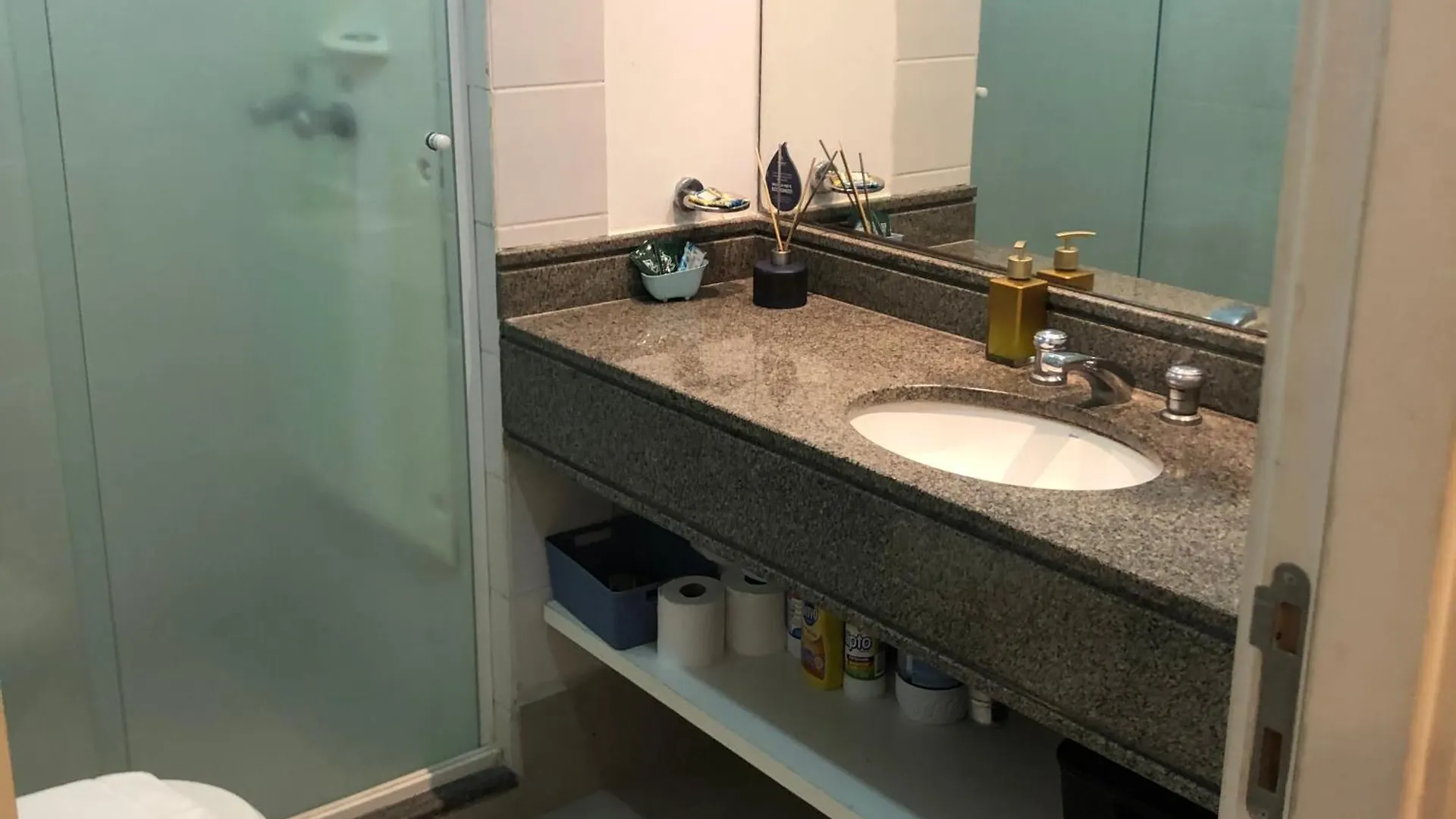 Appartamento Flat Maravilhoso Em Frente Ao Aeroporto De Congonhas - H1601 San Paolo 0*,