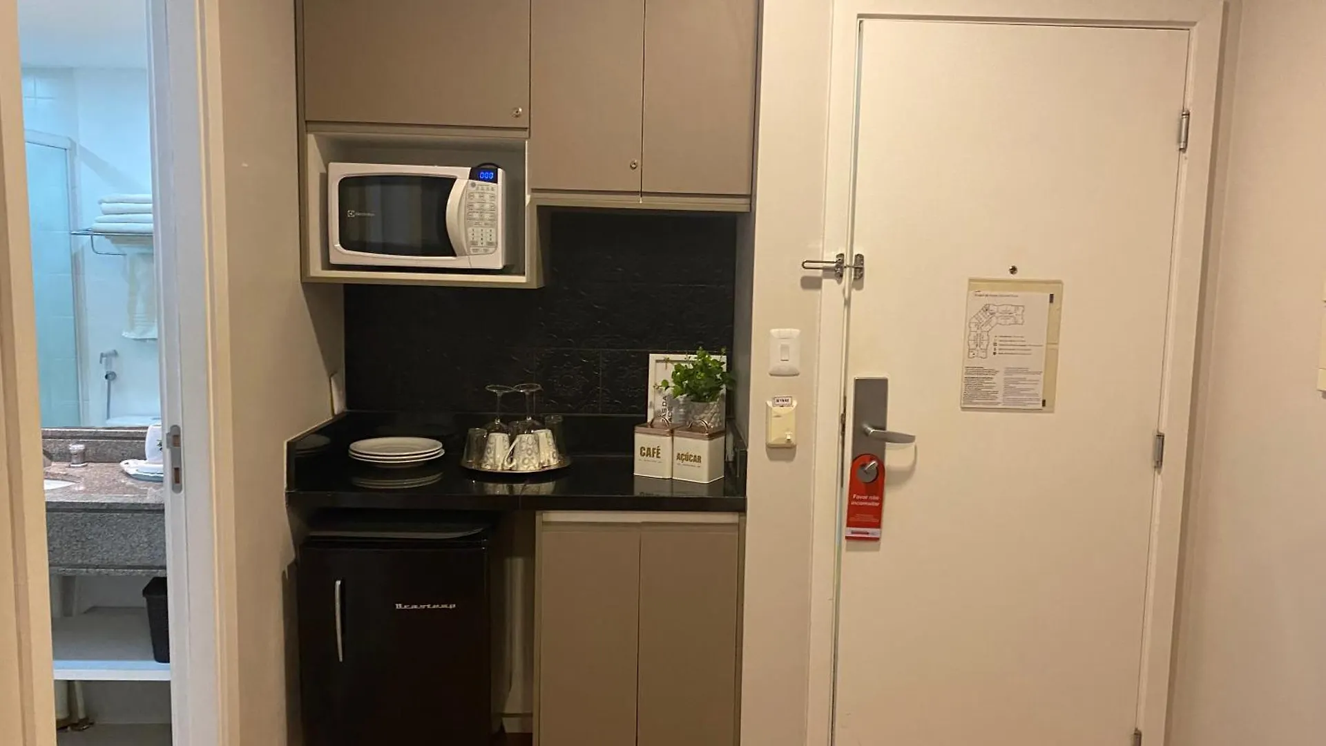 Flat Maravilhoso Em Frente Ao Aeroporto De Congonhas - H1601 Apartment Sao Paulo 0*,  Brazil