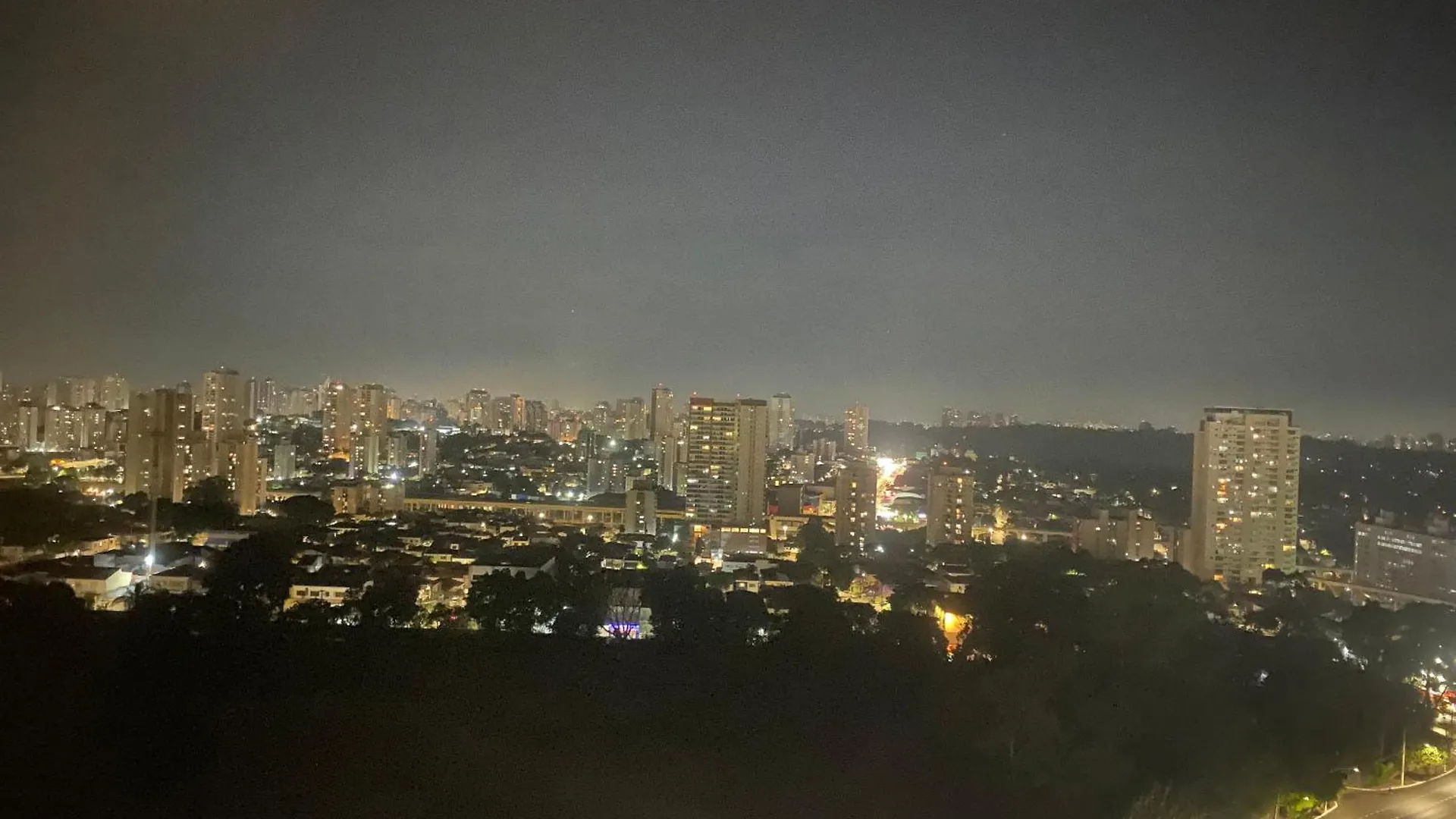 Flat Maravilhoso Em Frente Ao Aeroporto De Congonhas - H1601 Apartment Sao Paulo